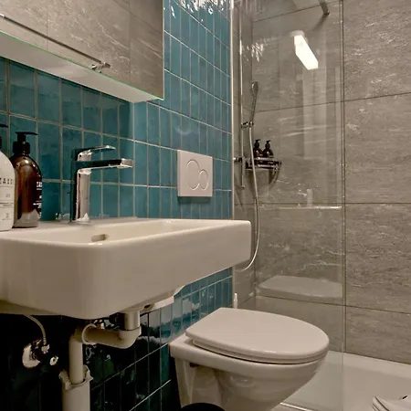 Apartment Bank House Xl 404 - Griwa Rent *